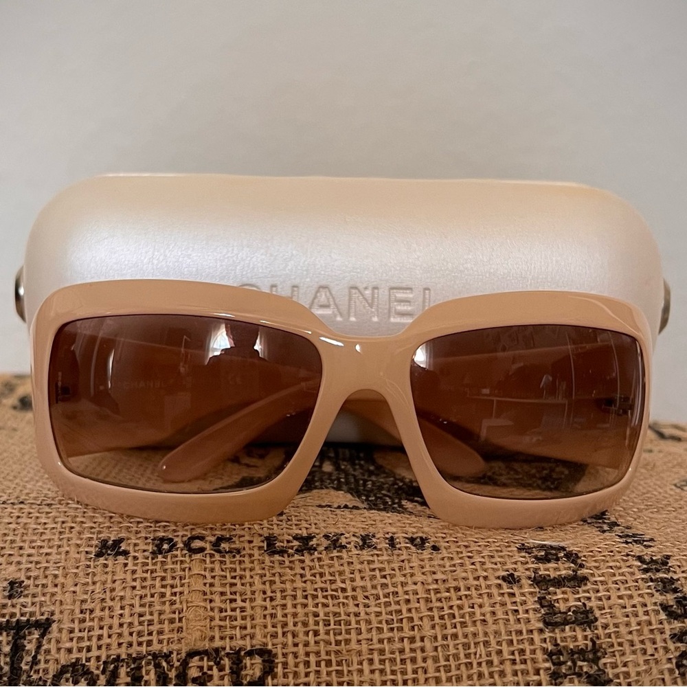 Authentic CHANEL light tan Sunglasses with CC logo